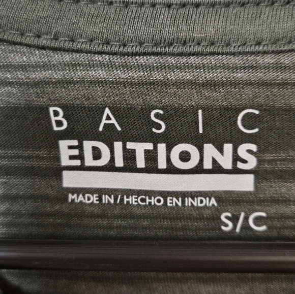 NWT Basic editions men's small long sleeved tee green - Picture 2 of 3